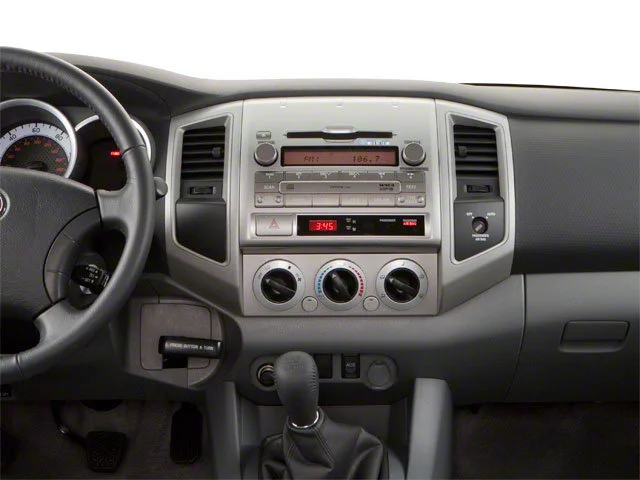 Used 2010 Silver Toyota  image 20