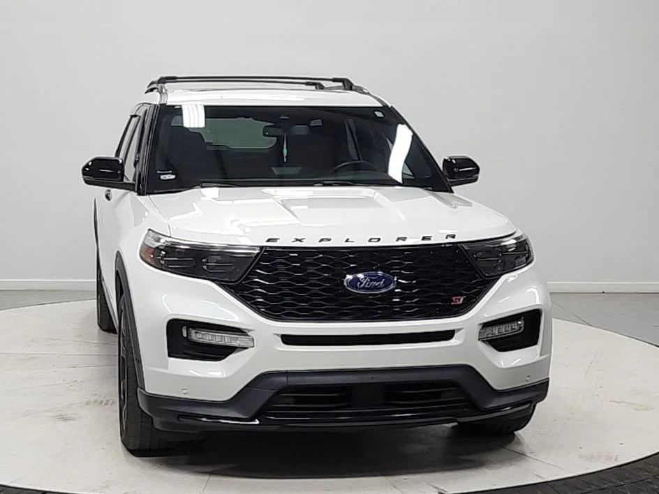 Used 2020 White Ford ST image 2