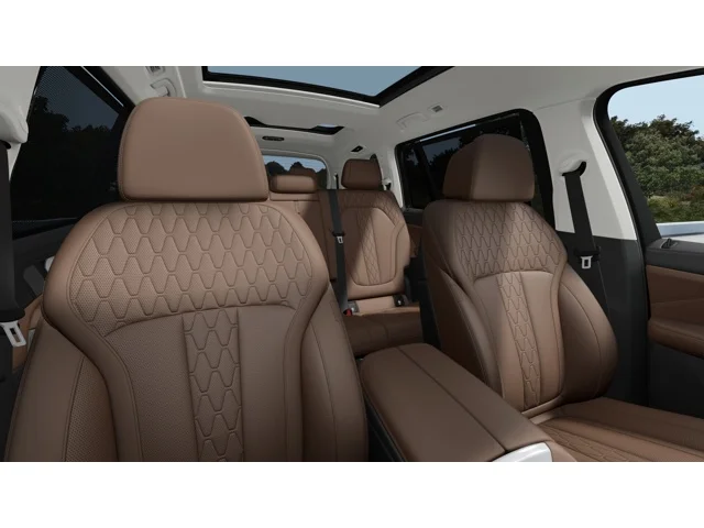 New 2027 Dravit Grey Metallic BMW xDrive40i image 11
