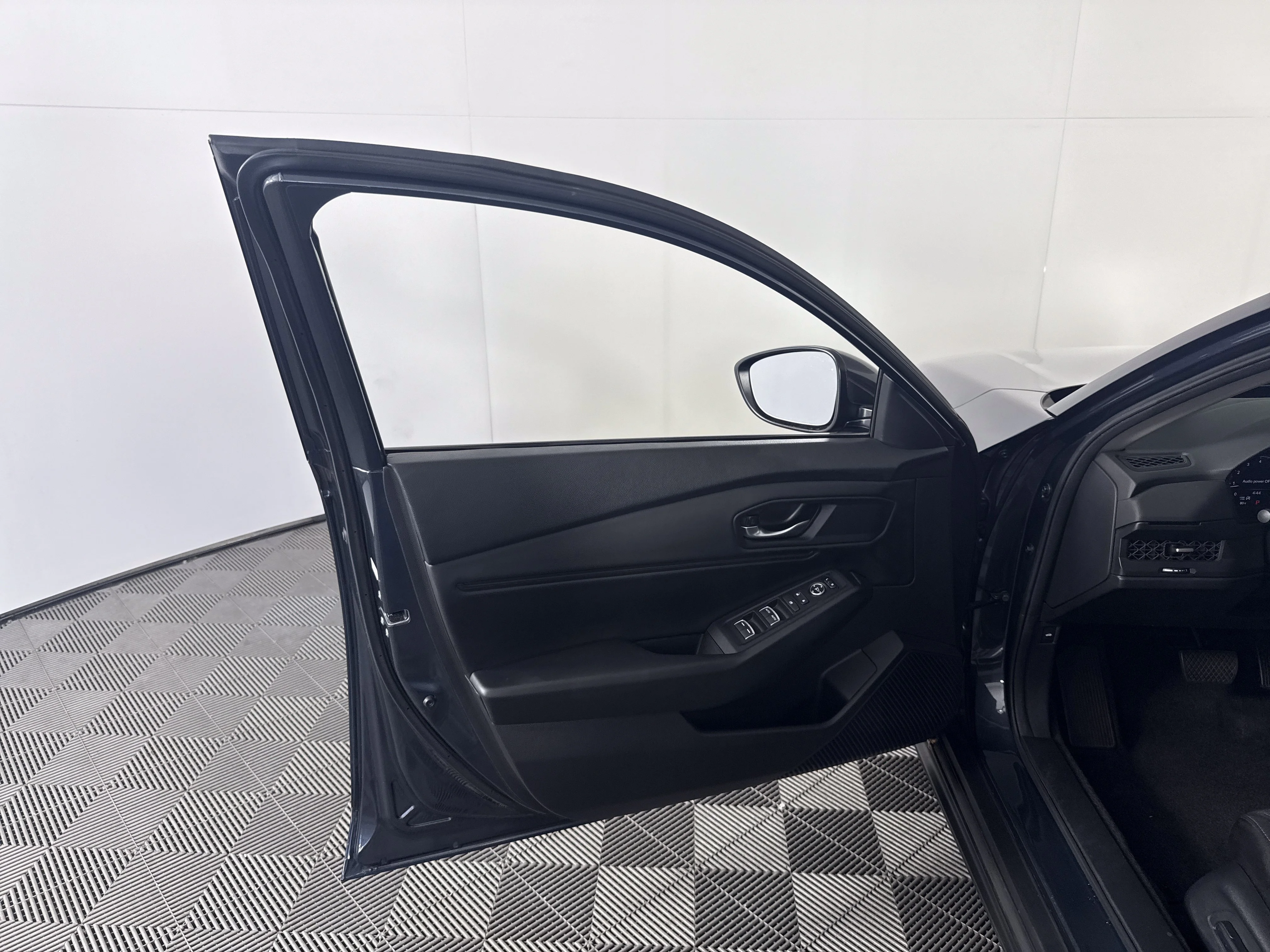 2023 Honda Accord EX - Photo 13