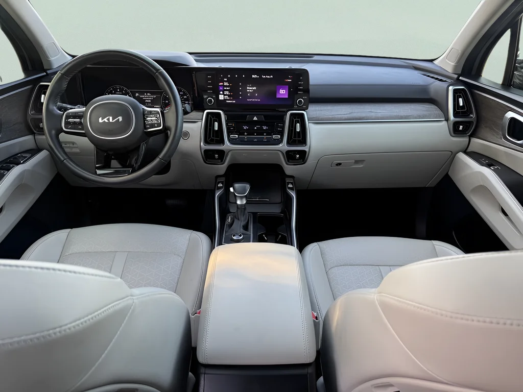Used 2022 Gray Kia EX image 16