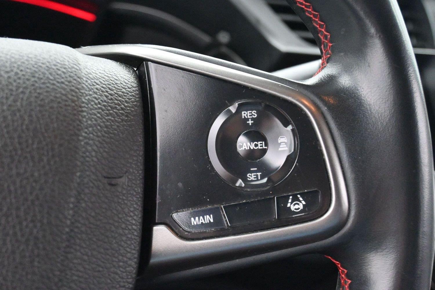 Used 2020 Rallye Red Honda SI image 17