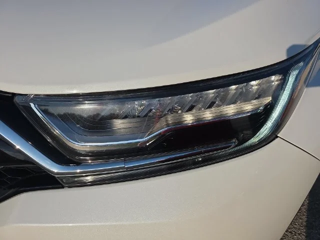 Used 2020 White Honda Touring image 33