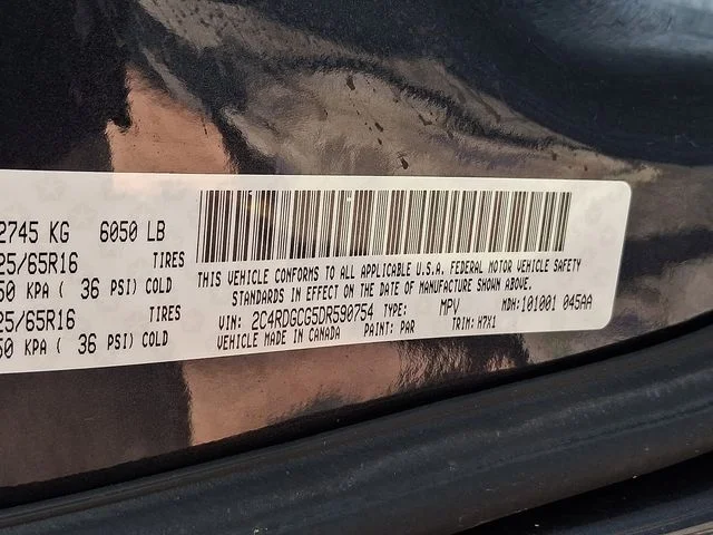 Used 2013 Gray Dodge SXT image 28