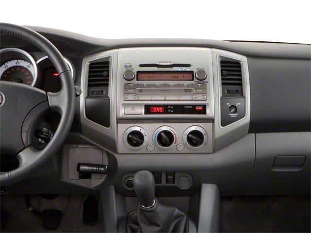 Used 2010 Silver Toyota  image 20