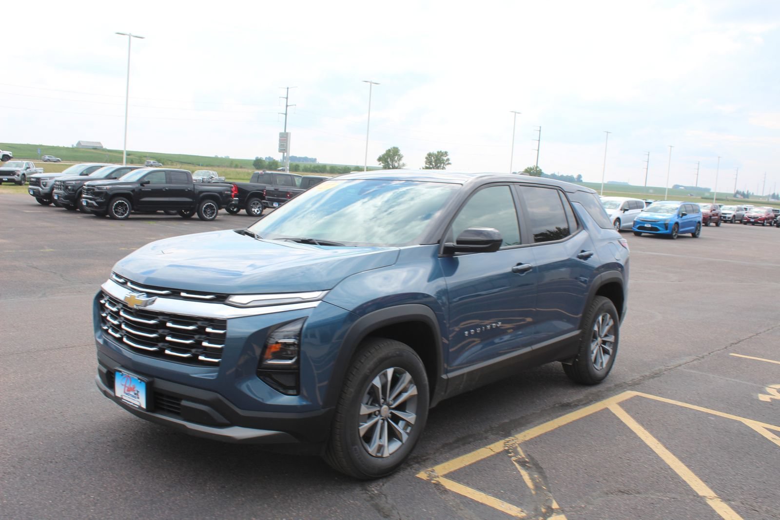 New 2027 Lakeshore Blue Metallic Chevrolet LT image 5