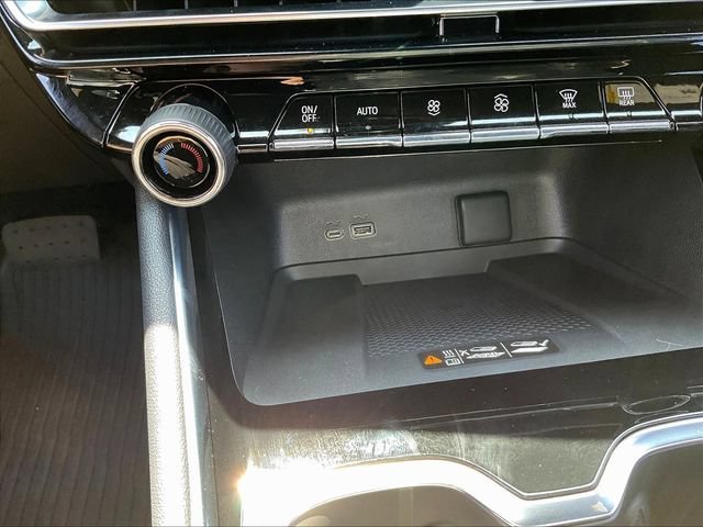 2026 Chevrolet Traverse LT - Photo 8