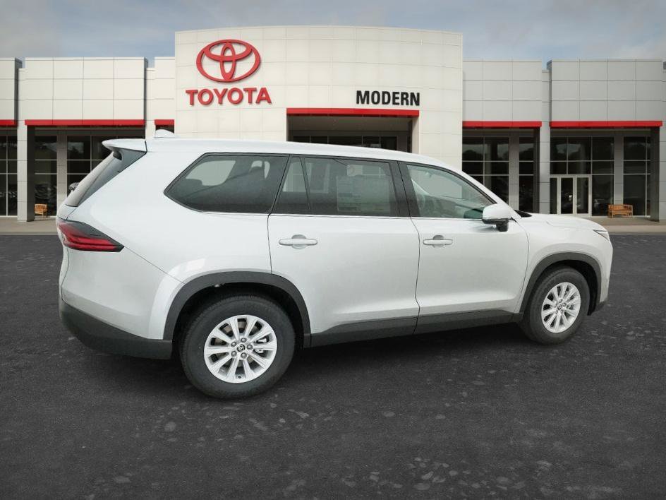 New 2026 Celestial Silver M Toyota Hybrid XLE image 16