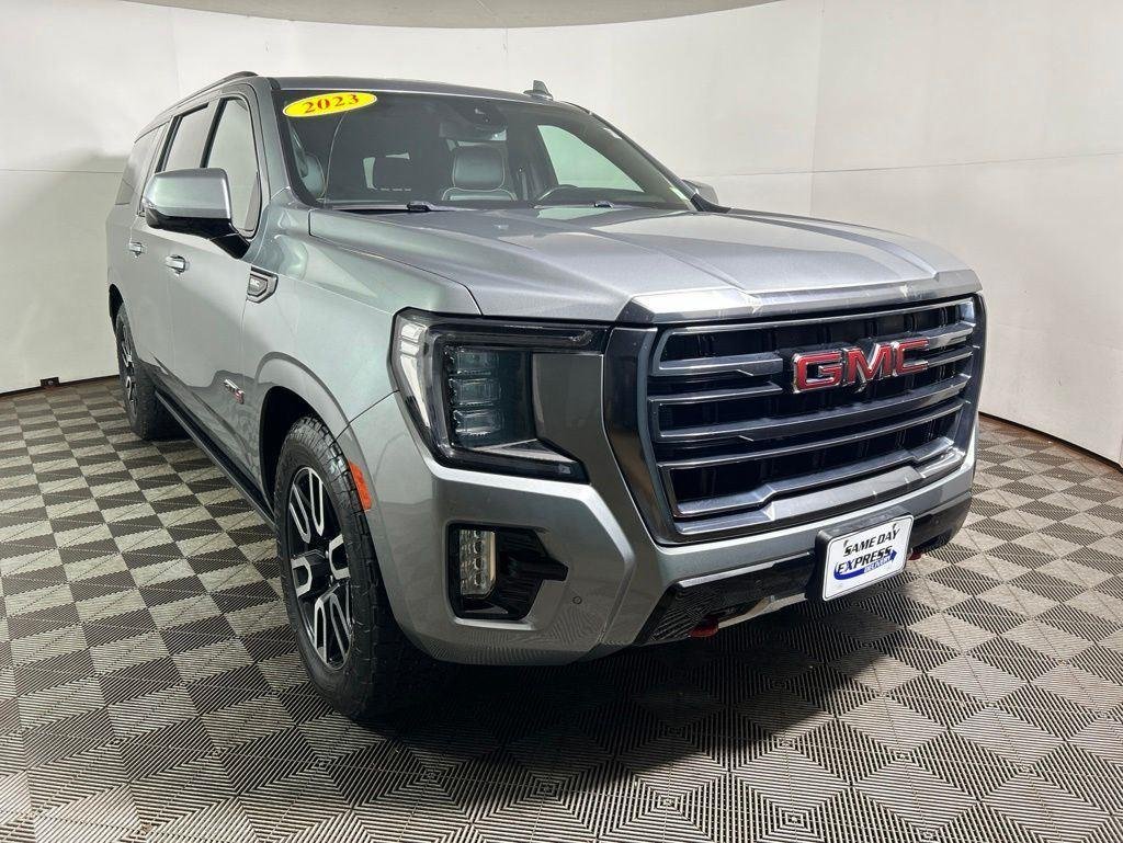 Used 2023 Sterling Metallic GMC AT4 image 4
