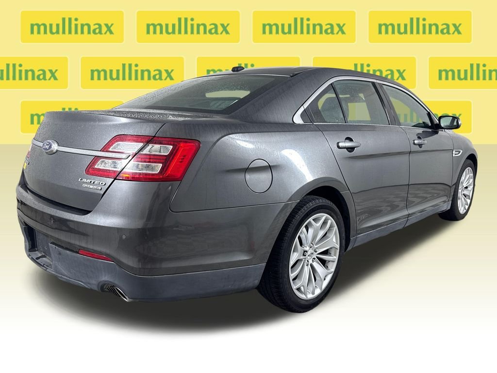 Used 2017 Gray Ford Limited image 5