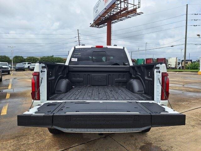 New 2026 Star White Metallic Tri-Coat Ford Lariat® image 31