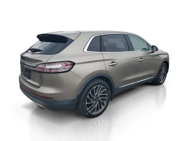Used 2019 Iced Mocha Prem Lincoln Reserve image 4