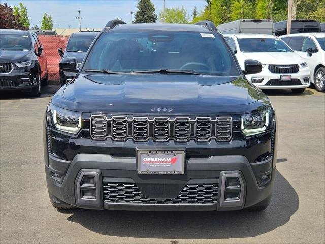 New 2026 Diamond Black Crystal Pearl-Coat Exterior Paint Jeep Laredo image 2