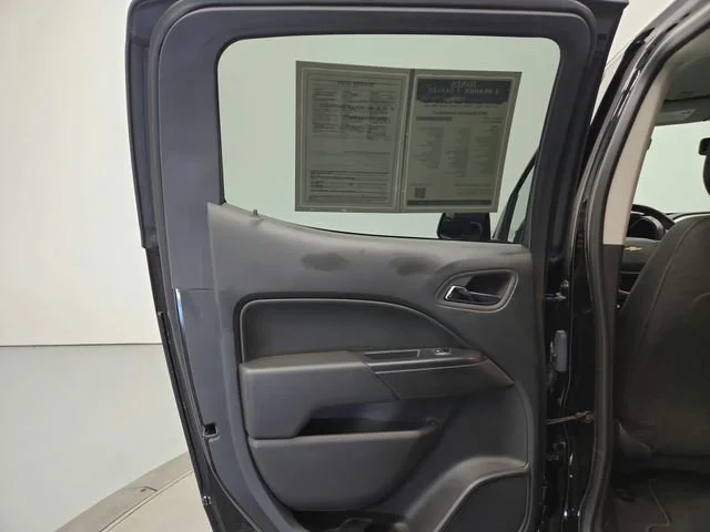 Used 2022 Black Chevrolet LT image 27