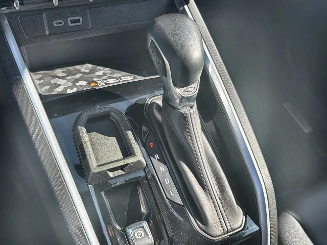 2024 Chevrolet Colorado LT - Photo 15