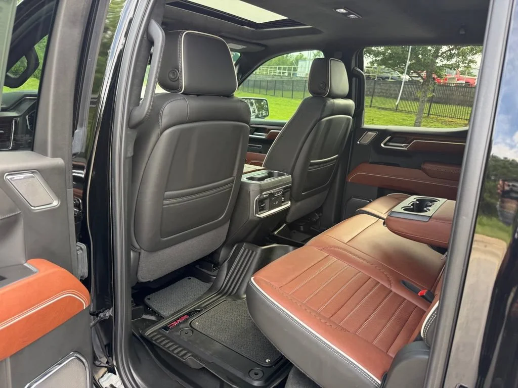 Used 2024 Onyx Black GMC Denali Ultimate image 27