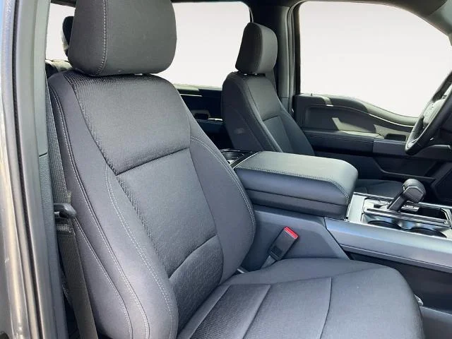 New 2026 Carbonized Gray Metallic Ford XLT image 32