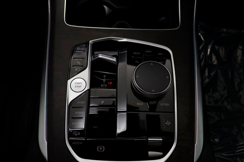 New 2026 Brooklyn Grey Metallic BMW xDrive50e image 12