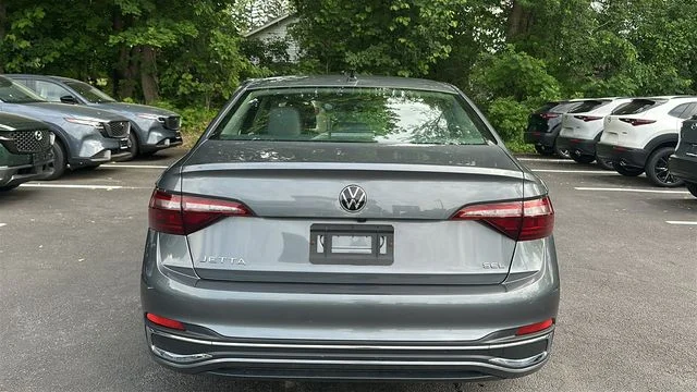 Used 2024 Gray Volkswagen 1.5T SEL image 6