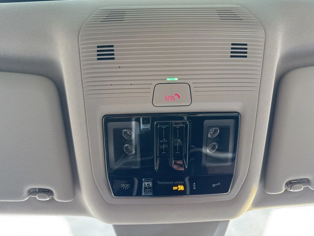 New 2026 Gray Volkswagen 2.0T SE w/Technology image 32