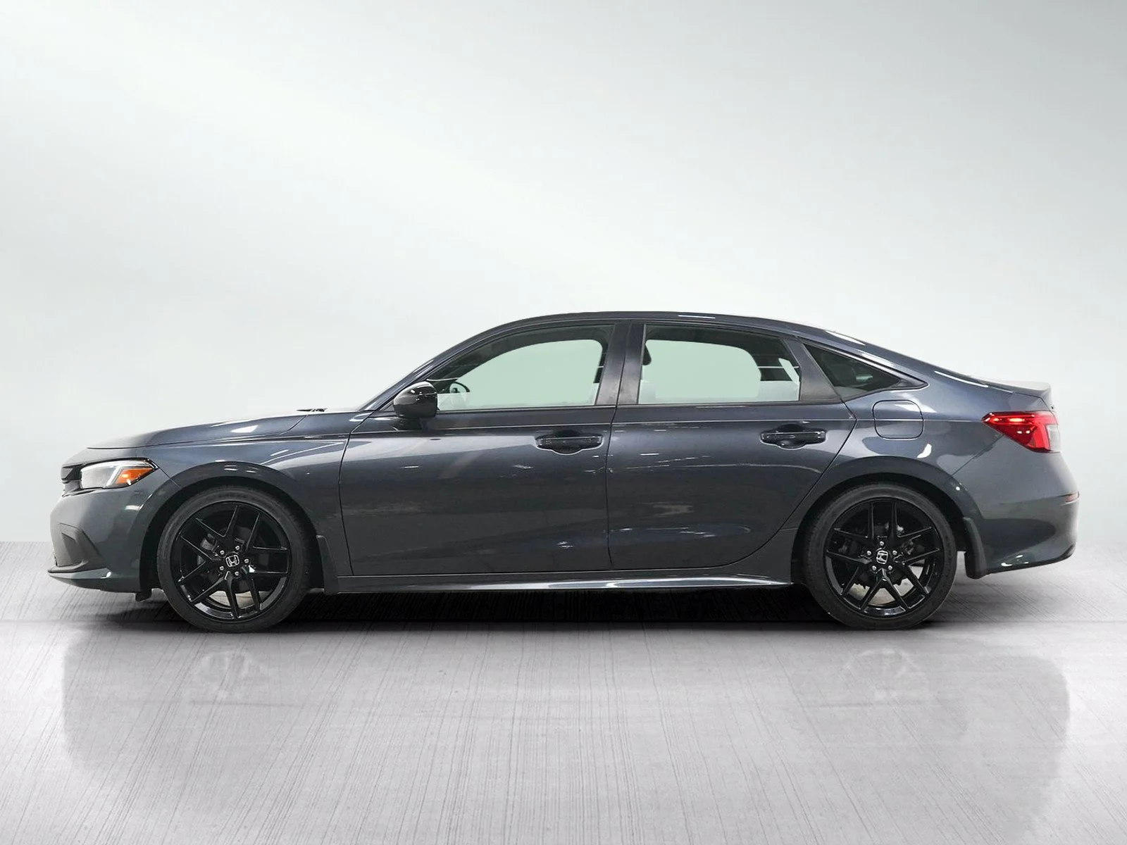 Used 2024 Graphite Honda 4dr Car Sport FWD Variable image 2