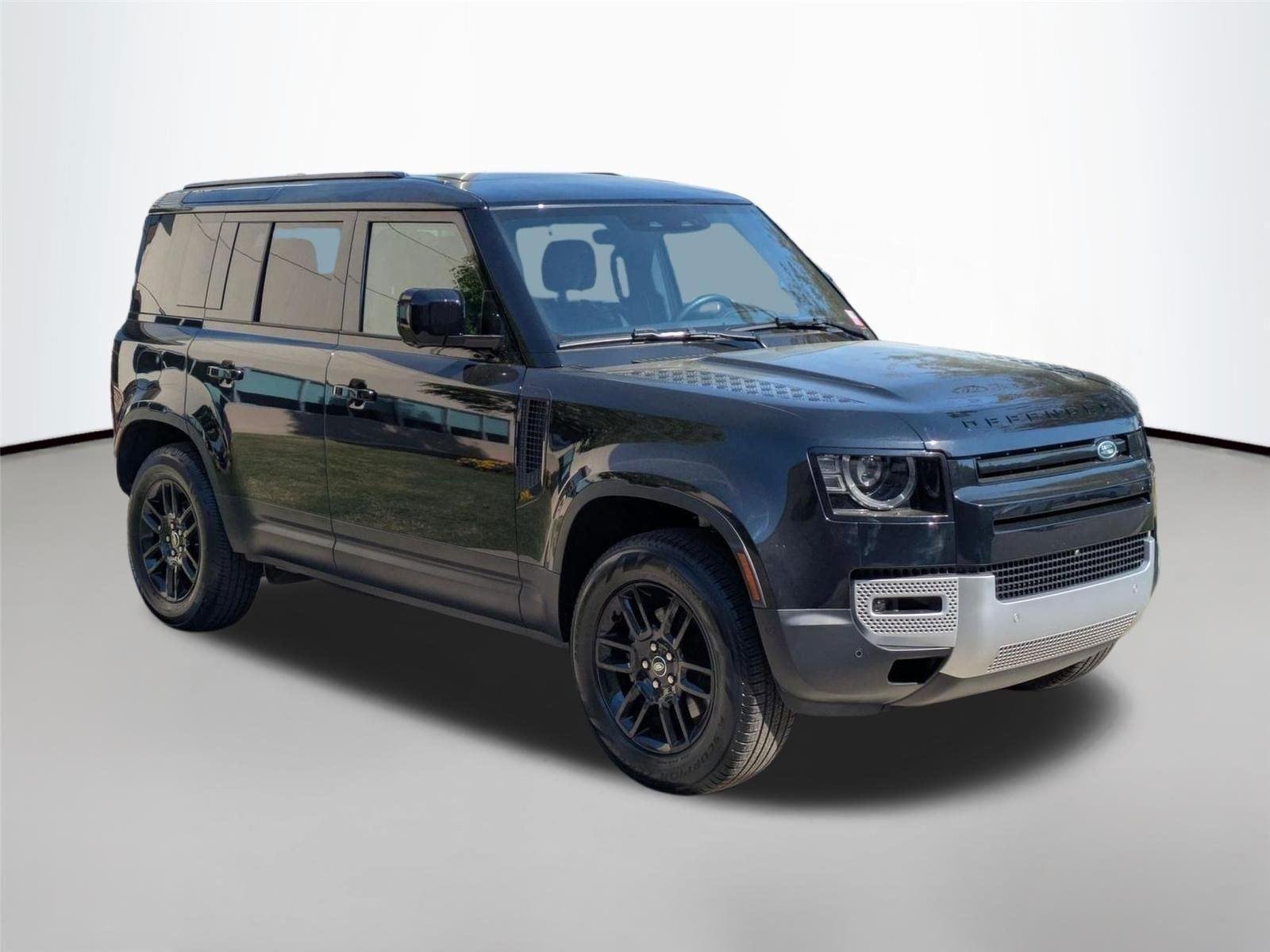 Used 2025  Land Rover S image 3