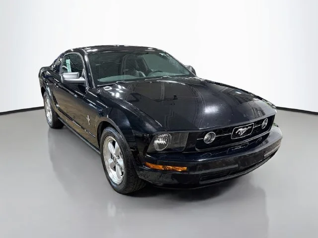 Used 2007  Ford Deluxe image 5
