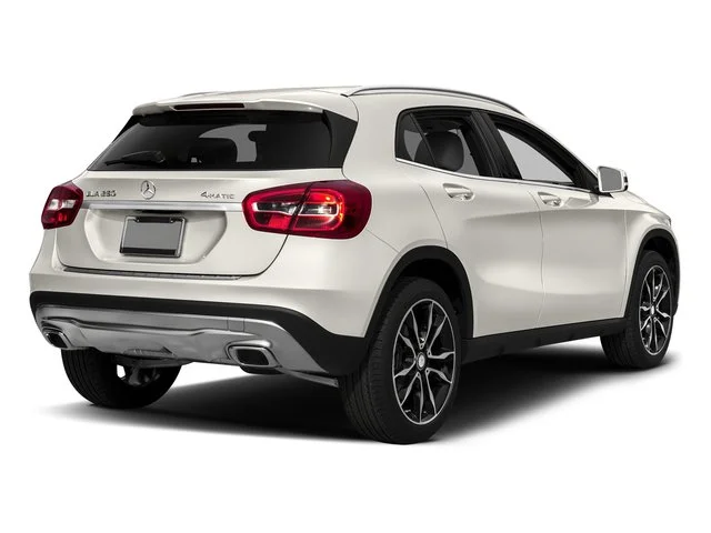 Used 2017 Cirrus White Mercedes-Benz GLA 250 image 2