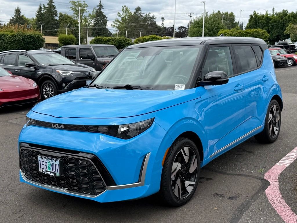 Used 2023 Surf Blue w/Black Roof Kia GT-Line image 4