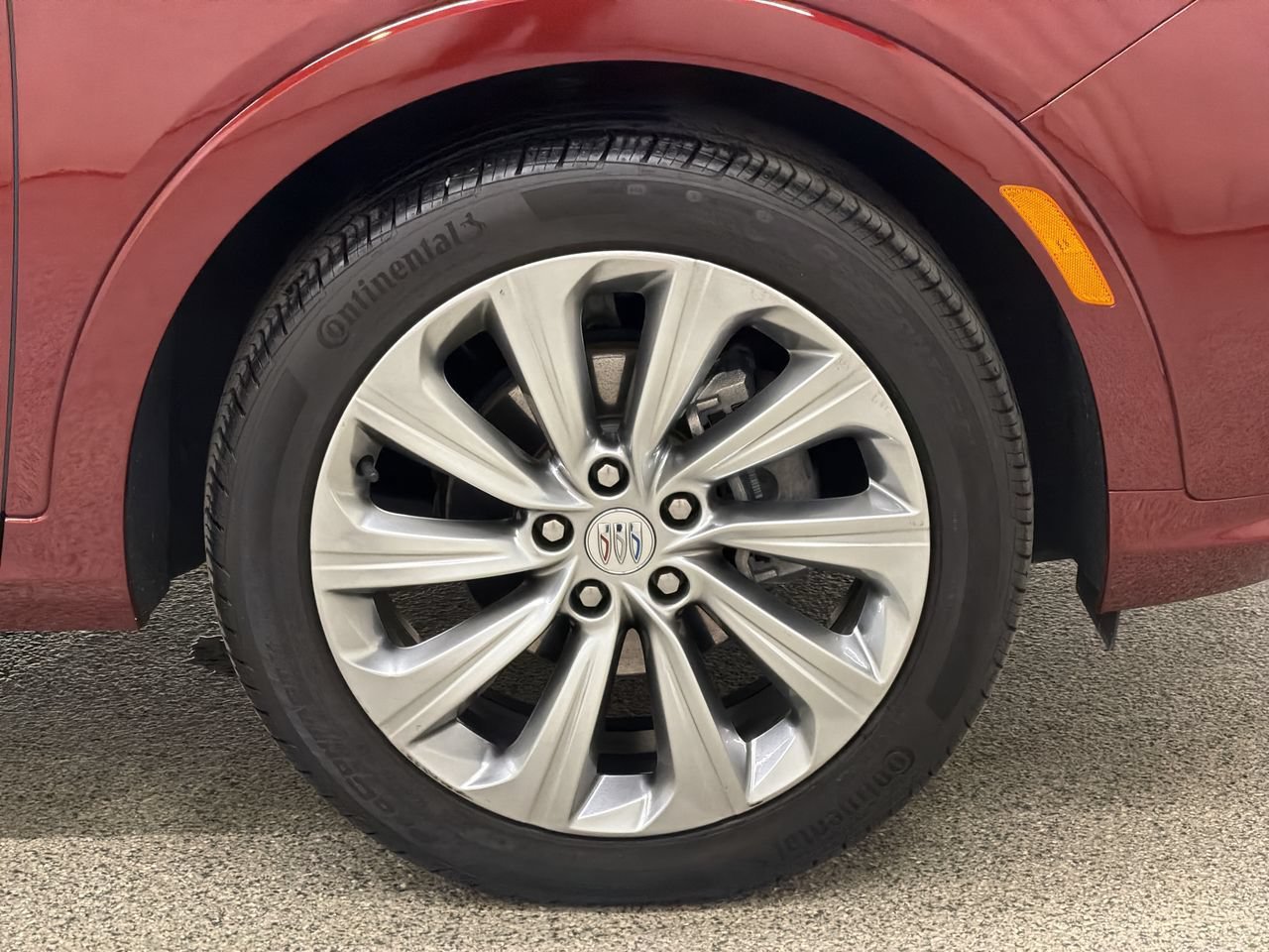 Used 2025 Cinnabar Metallic Buick Avenir image 10