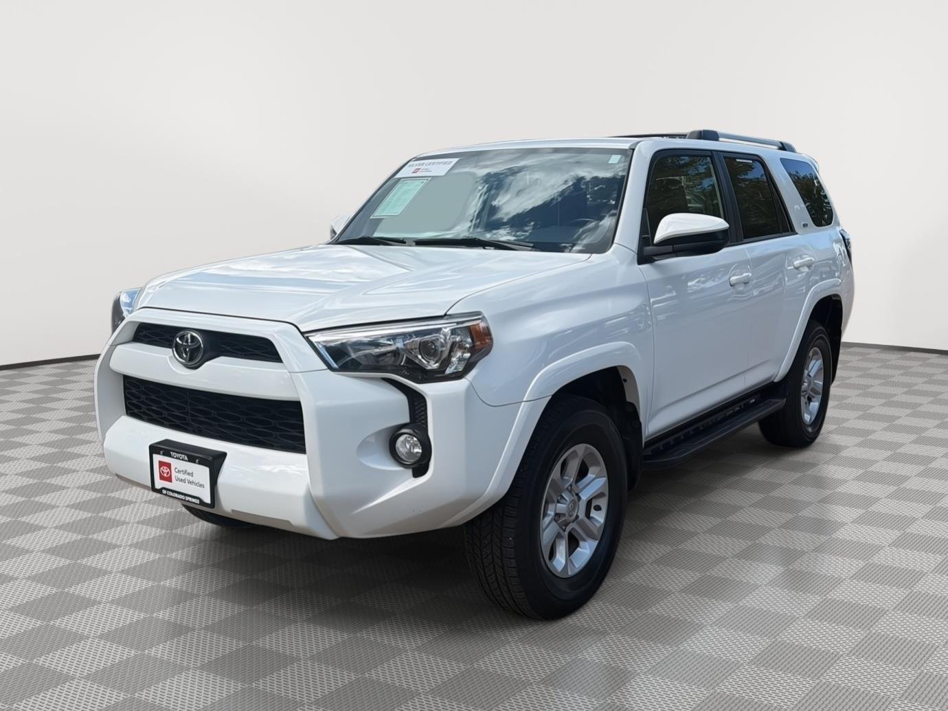 Certified Used 2019 Super White Toyota SR5 image 3
