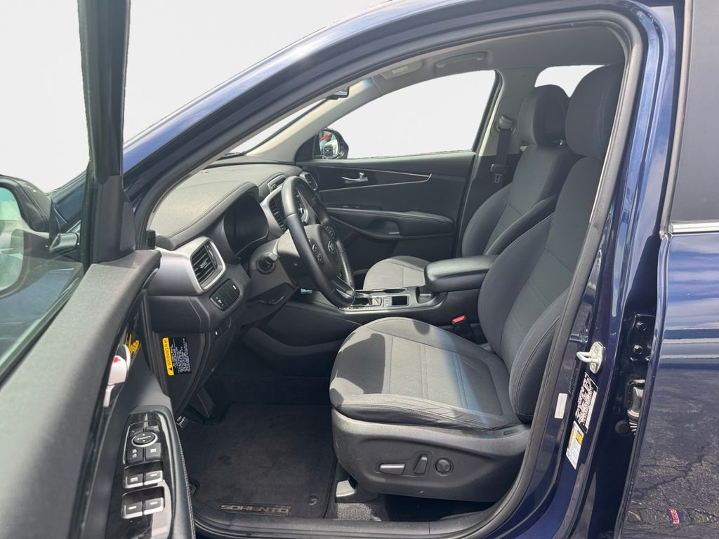 Used 2016 Blue Kia LX image 12