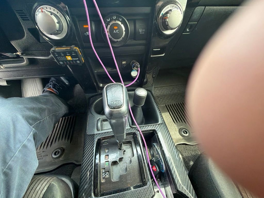Used 2018 White Toyota TRD Off-Road image 11