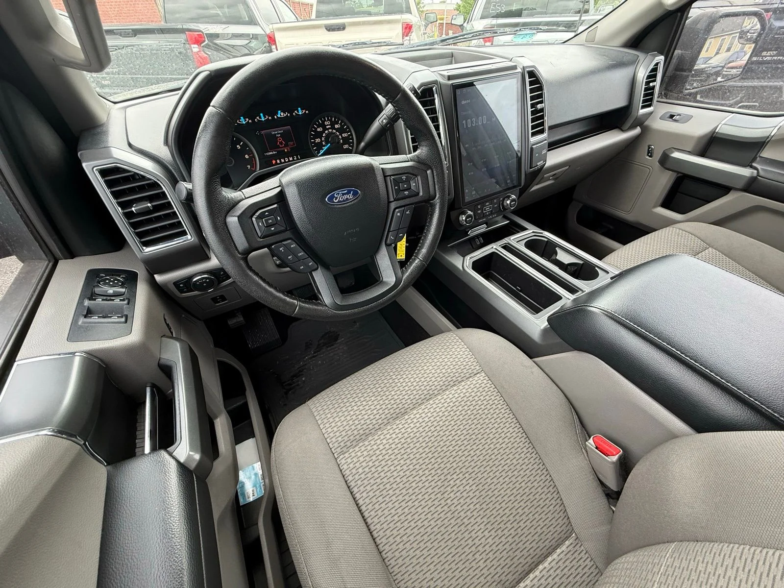 Used 2016 Black Ford XLT image 15