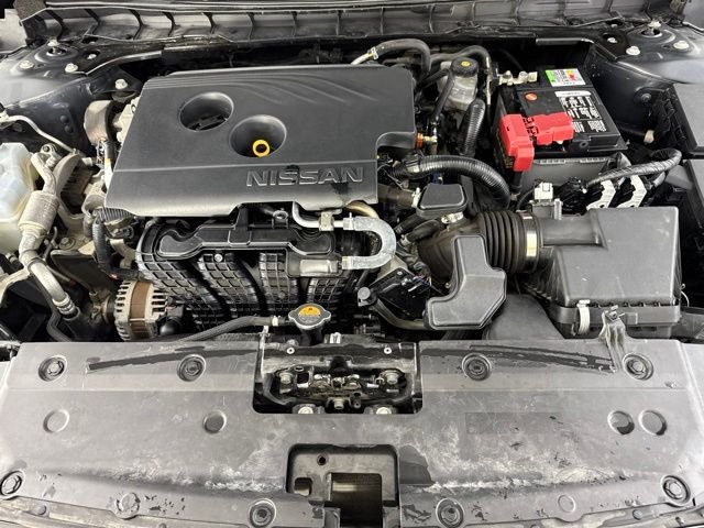 Used 2020 Black Nissan 2.5 SL image 17
