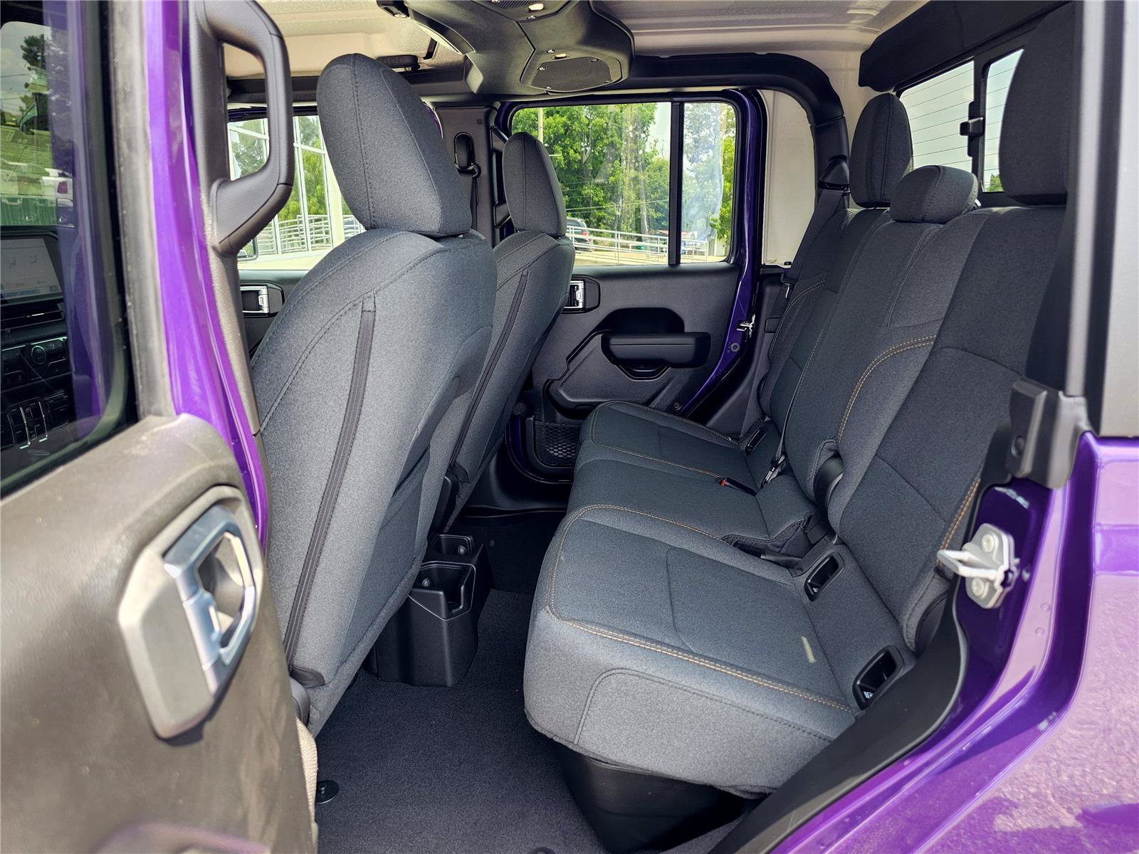 New 2026 Reign Jeep Sport S image 31