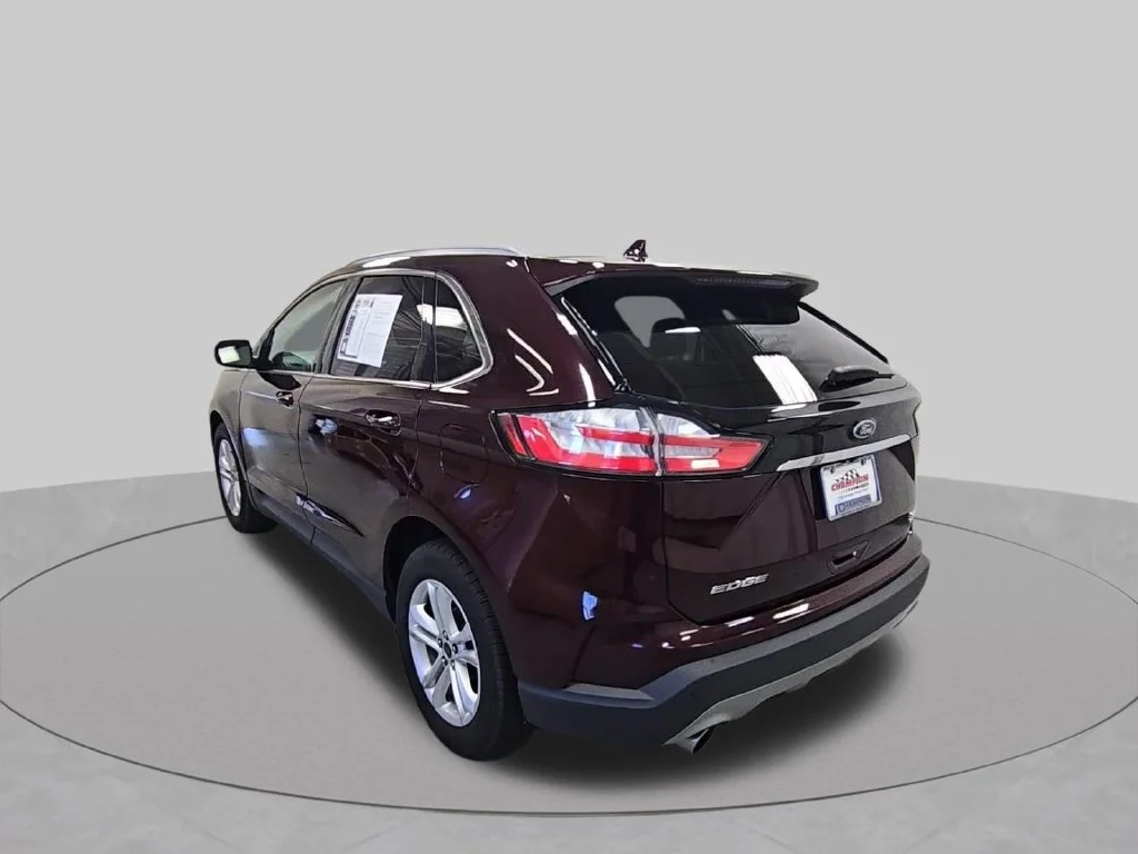 Certified Used 2020 Red Ford SEL image 9