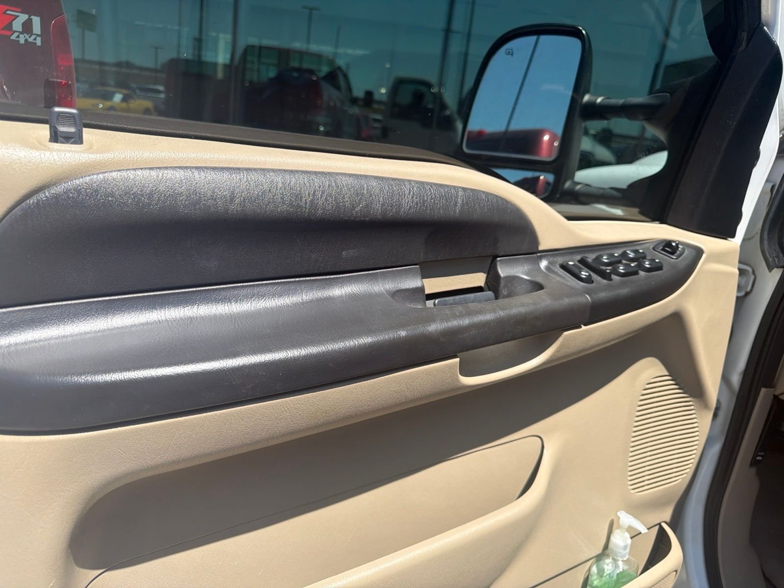 Used 2005 Oxford White Clearcoat Ford XLT image 12