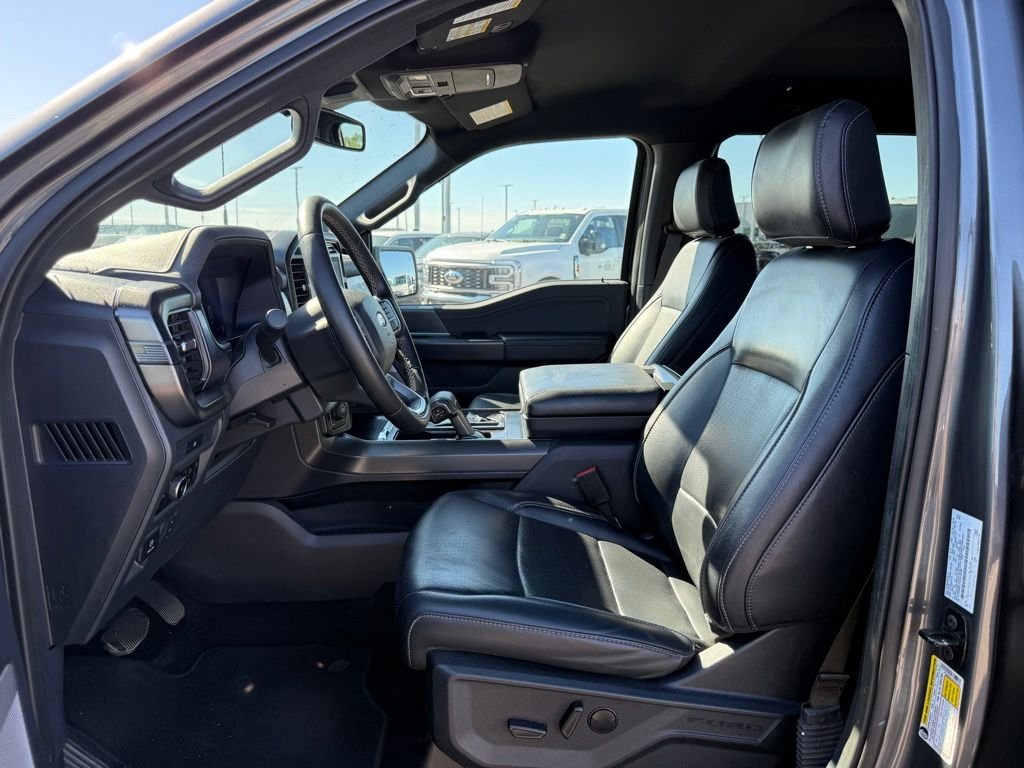 Used 2025 Carbonized Gray Metallic Ford Lariat image 5