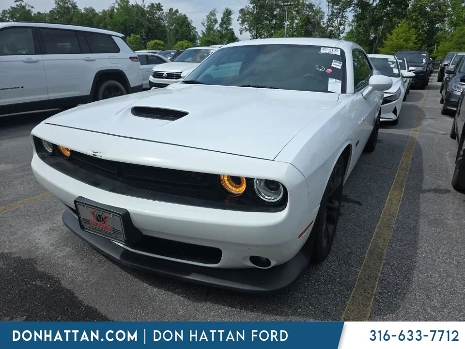 2022 Dodge Challenger R/T's photo