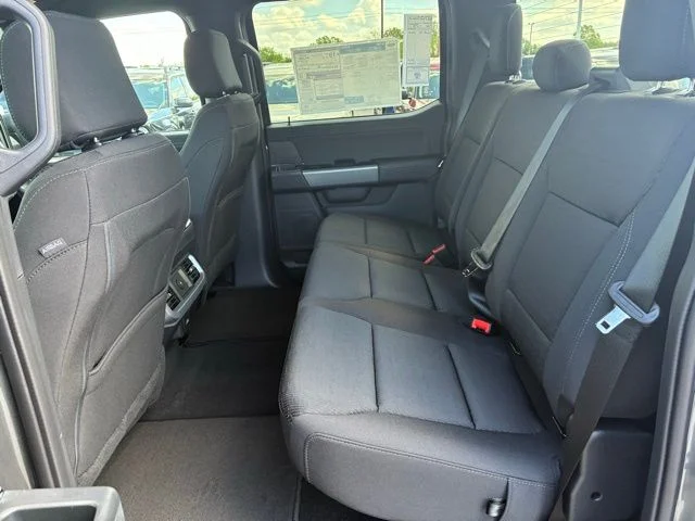 New 2026 Carbonized Gray Metallic Ford XLT image 21