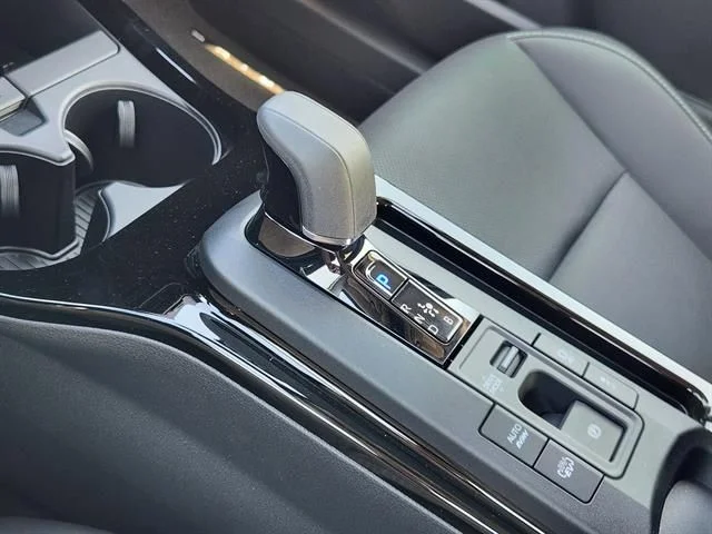 New 2026 Wind Chill Pearl Toyota Nightshade Edition image 15