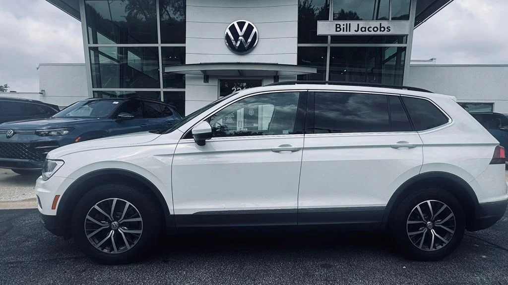 Used 2020 Pure White Volkswagen 2.0T SE image 3