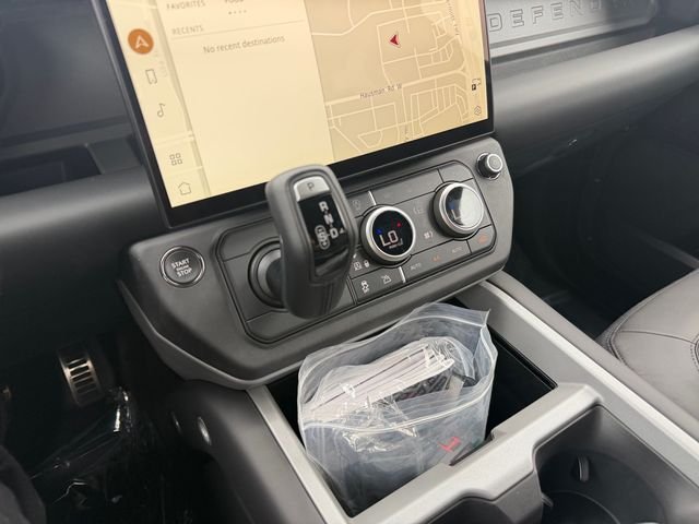 New 2026 Santorini Black Land Rover V8 image 24