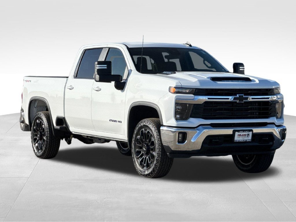 New 2026 Summit White Chevrolet LT image 7
