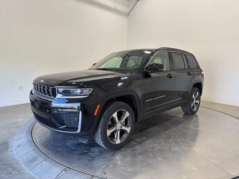 Used 2026 Black Jeep Limited image 3