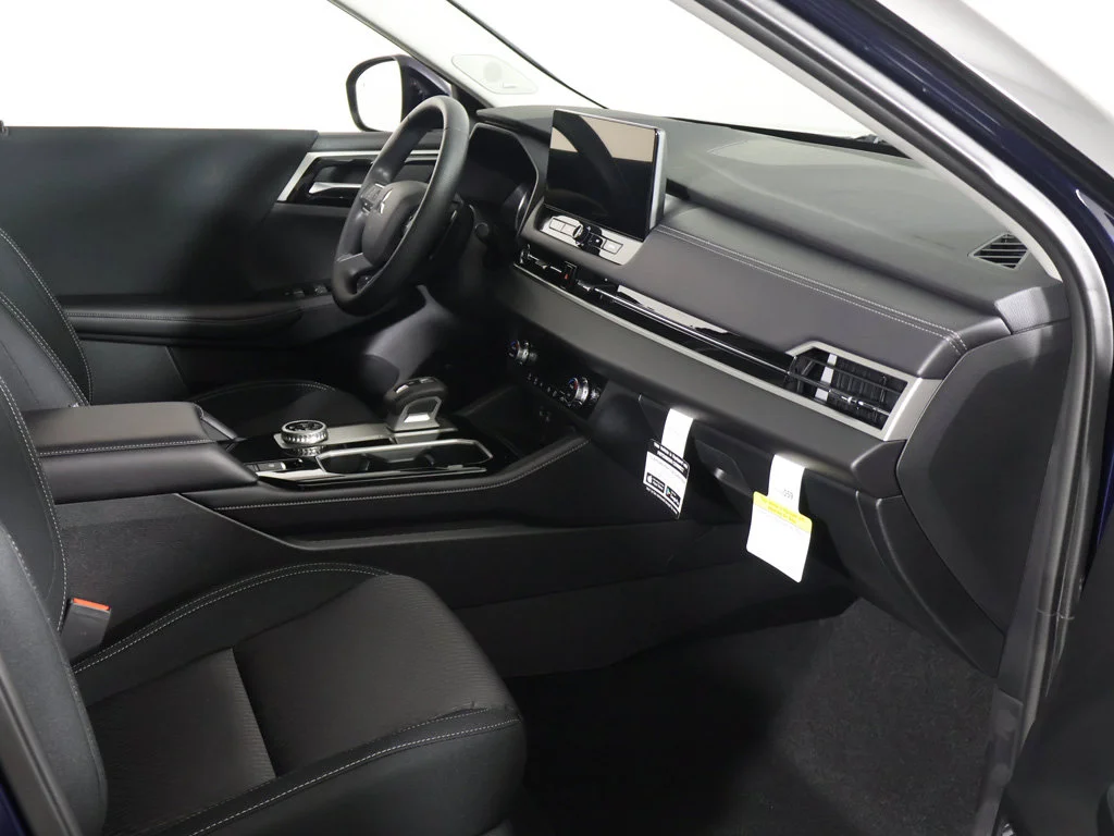 New 2026 Blue Mitsubishi ES image 25