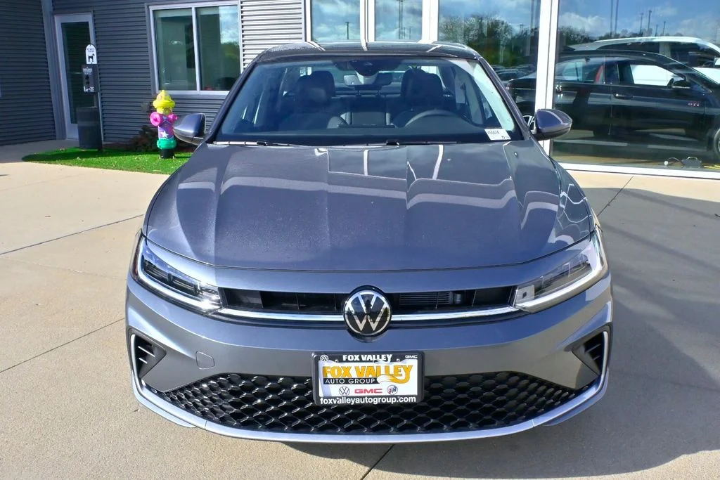 2026 Volkswagen Jetta SE - Photo 7