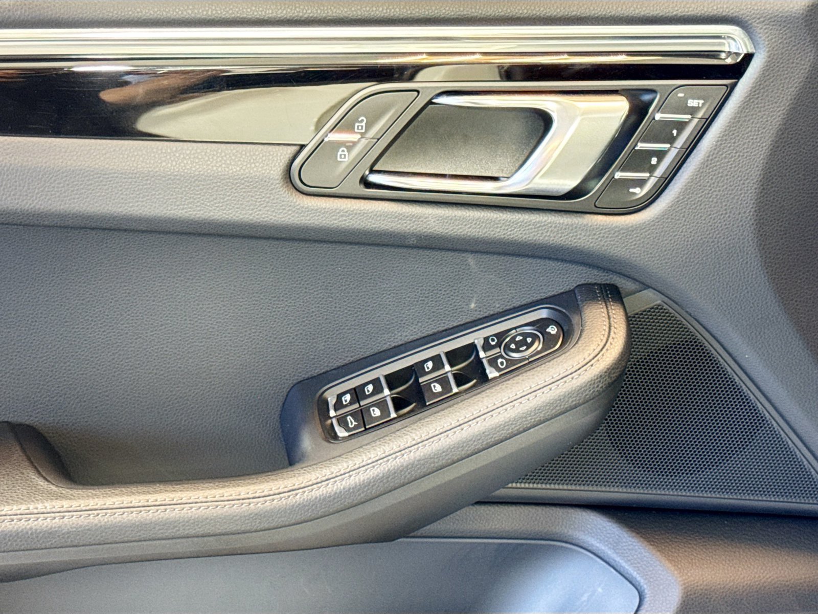 Used 2025 White Porsche  image 11