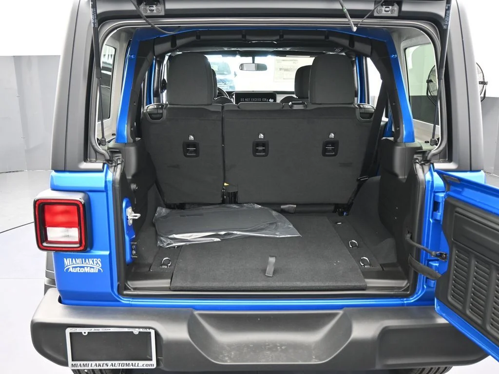 New 2026 Hydro Blue Pearl-Coat Exterior Paint Jeep Sport image 35